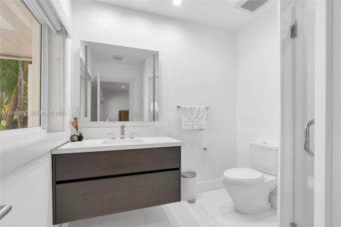 Villa ou maison à vendre à Coral Gables, Floride: 5 chambres, 356.37 m2 № 2053126 - photo 29