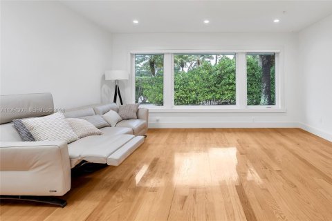 Villa ou maison à vendre à Coral Gables, Floride: 5 chambres, 356.37 m2 № 2053126 - photo 23