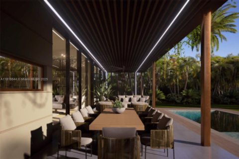Villa ou maison à vendre à Miami, Floride: 5 chambres, 339.09 m2 № 1776137 - photo 1