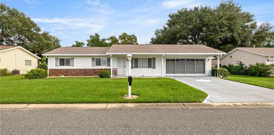 Villa ou maison à Summerfield, Floride 2 chambres, 107.58 m2 № 1898907