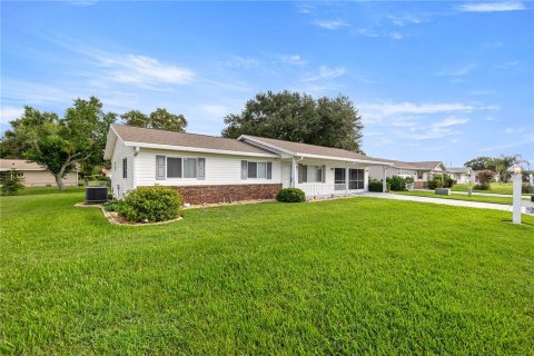 Villa ou maison à vendre à Summerfield, Floride: 2 chambres, 107.58 m2 № 1898907 - photo 2