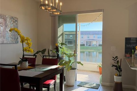 Townhouse in HARMONY AT LAKEWOOD RANCH in Bradenton, Florida 3 bedrooms, 151.8 sq.m. № 2378086 - photo 10