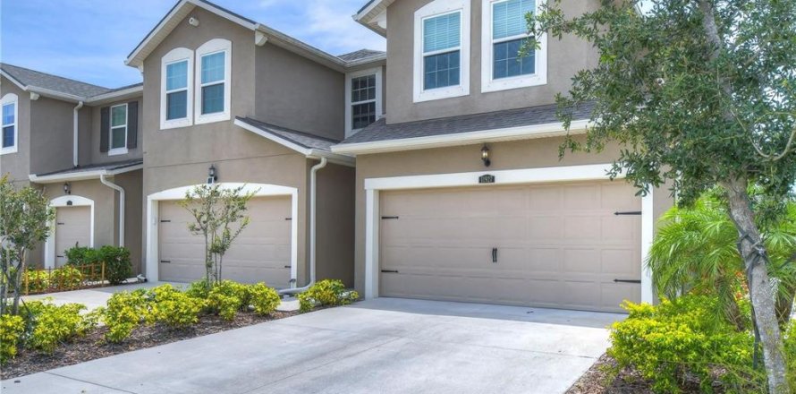 Townhouse in HARMONY AT LAKEWOOD RANCH in Bradenton, Florida 3 bedrooms, 151.8 sq.m. № 2378086