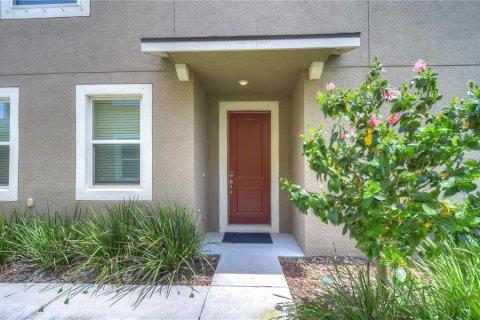Townhouse in HARMONY AT LAKEWOOD RANCH in Bradenton, Florida 3 bedrooms, 151.8 sq.m. № 2378086 - photo 2