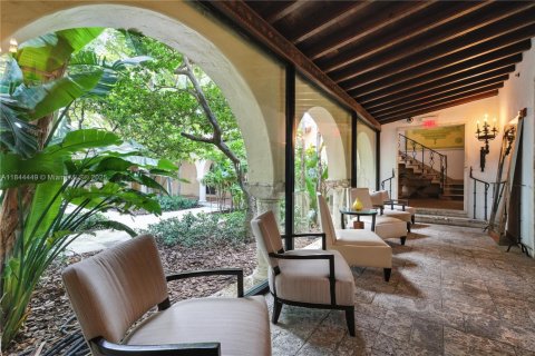 Condo in Miami, Florida, 2 bedrooms  № 1841221 - photo 28