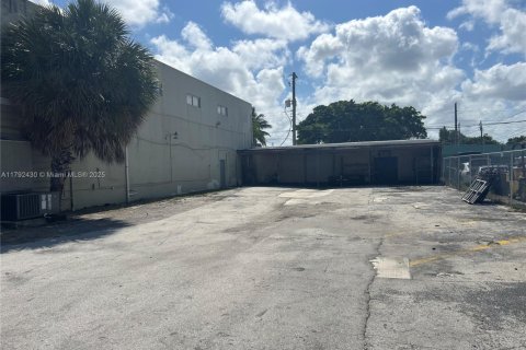 Immobilier commercial à vendre à Hollywood, Floride № 1980211 - photo 15