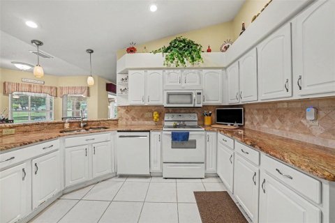 Casa en venta en San Antonio, Florida, 3 dormitorios, 187.48 m2 № 2117857 - foto 16