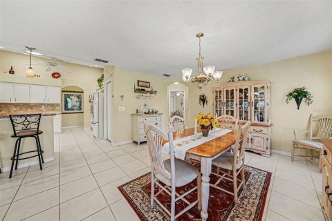 Casa en venta en San Antonio, Florida, 3 dormitorios, 187.48 m2 № 2117857 - foto 15