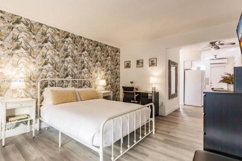 Condominio en venta en Miami Beach, Florida, 37.25 m2 № 1783734 - foto 3