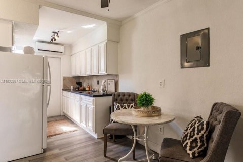 Condominio en venta en Miami Beach, Florida, 37.25 m2 № 1783734 - foto 6