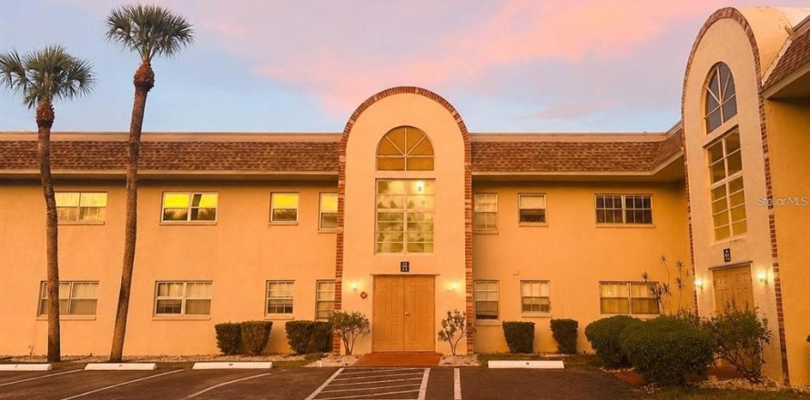 Condo in Bradenton, Florida, 1 bedroom  № 2394328