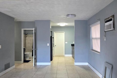 Apartment in Dania Beach, Florida 1 bedroom, 83.61 sq.m. № 2267645 - photo 2