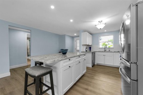 House in New Port Richey, Florida 2 bedrooms, 96.99 sq.m. № 2222745 - photo 21