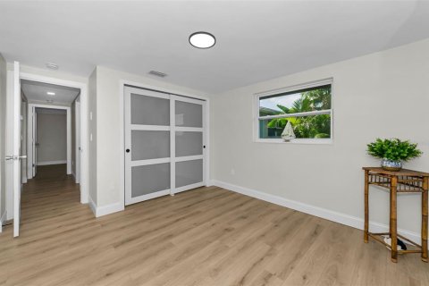 House in New Port Richey, Florida 2 bedrooms, 96.99 sq.m. № 2222745 - photo 30