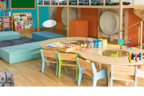 Propiedad comercial en venta en Broward, Florida № 1992862 - foto 1