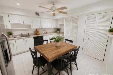 Copropriété à vendre à Davie, Floride: 3 chambres, 237.37 m2 № 2077786 - photo 18