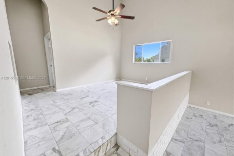 Copropriété à vendre à Davie, Floride: 3 chambres, 237.37 m2 № 2077786 - photo 12