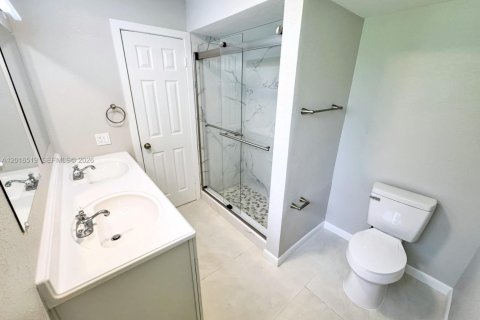 Copropriété à vendre à Davie, Floride: 3 chambres, 237.37 m2 № 2077786 - photo 28