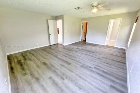 Copropriété à vendre à Davie, Floride: 3 chambres, 237.37 m2 № 2077786 - photo 25