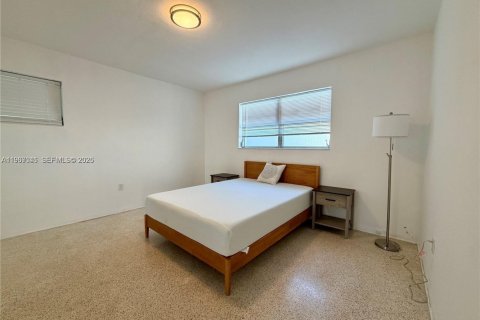 Apartamento en alquiler en Bay Harbor Islands, Florida, 2 dormitorios, 97.55 m2 № 2029756 - foto 9