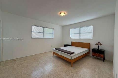 Apartamento en alquiler en Bay Harbor Islands, Florida, 2 dormitorios, 97.55 m2 № 2029756 - foto 10