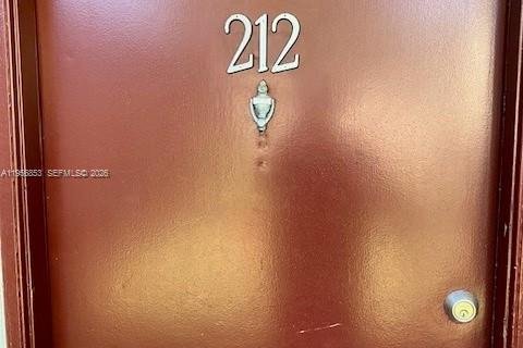 Copropriété à vendre à Pembroke Pines, Floride: 2 chambres, 88.63 m2 № 2011792 - photo 3