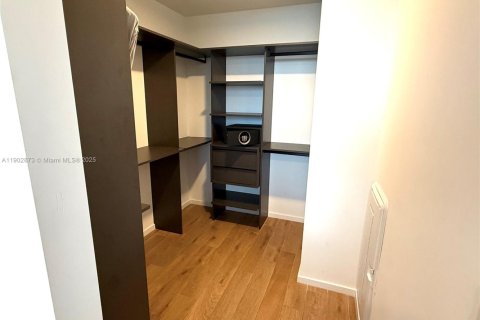 Copropriété à vendre à Miami, Floride: 1 chambre, 58.16 m2 № 1956970 - photo 11