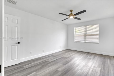 Casa en venta en Boynton Beach, Florida, 5 dormitorios, 270.35 m2 № 1776214 - foto 24