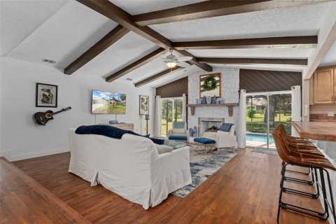 House in Spring Hill, Florida 4 bedrooms, 217.39 sq.m. № 2221800 - photo 9