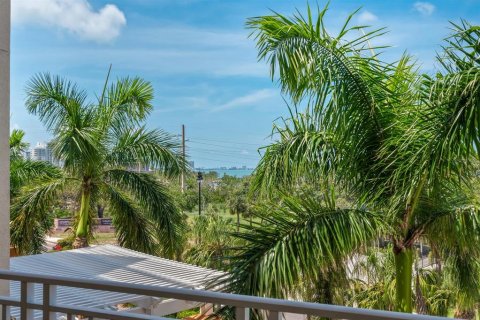 Copropriété à vendre à Sarasota, Floride: 3 chambres, 187.66 m2 № 1834672 - photo 10