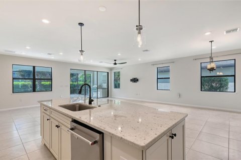 Villa ou maison à vendre à Sarasota, Floride: 4 chambres, 289.3 m2 № 2303148 - photo 8