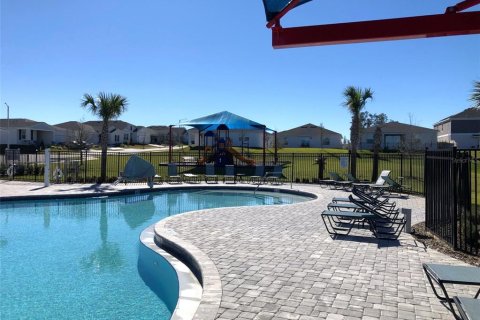 Villa ou maison à vendre à Haines City, Floride: 3 chambres, 144.93 m2 № 2399033 - photo 5