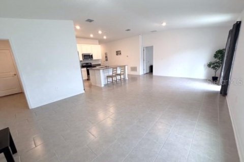 Villa ou maison à vendre à Haines City, Floride: 3 chambres, 144.93 m2 № 2399033 - photo 16