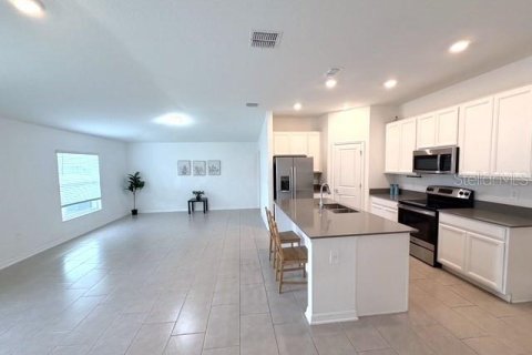 Villa ou maison à vendre à Haines City, Floride: 3 chambres, 144.93 m2 № 2399033 - photo 13