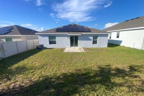 Villa ou maison à vendre à Haines City, Floride: 3 chambres, 144.93 m2 № 2399033 - photo 4