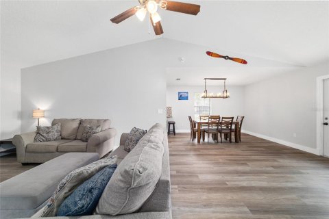 Casa en venta en Ocala, Florida, 3 dormitorios, 153.85 m2 № 1902215 - foto 8
