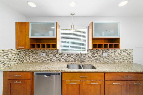 Casa en venta en Ocala, Florida, 3 dormitorios, 153.85 m2 № 1902215 - foto 17