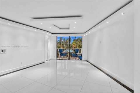 Copropriété à vendre à Hollywood, Floride: 1 chambre № 1821773 - photo 18