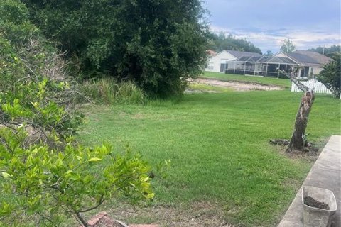 Villa ou maison à louer à Brandon, Floride: 4 chambres, 181.72 m2 № 2148292 - photo 18