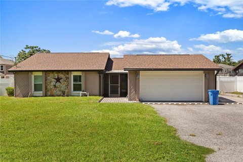 Casa en Seffner, Florida 3 dormitorios, 134.52 m2 № 2387613