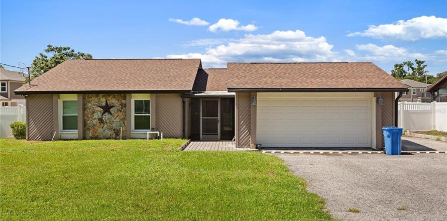 Casa en Seffner, Florida 3 dormitorios, 134.52 m2 № 2387613