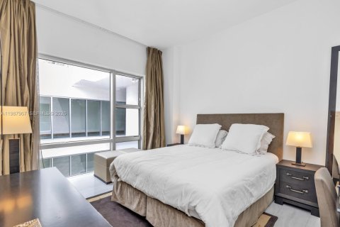 Снять в аренду кондоминиум в Майами-Бич, Флорида 2 спальни, 116.59м2, № 2056880 - фото 19