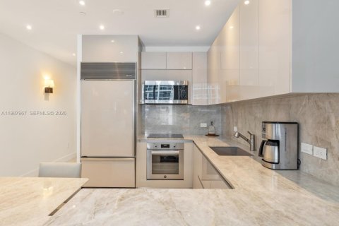 Снять в аренду кондоминиум в Майами-Бич, Флорида 2 спальни, 116.59м2, № 2056880 - фото 9