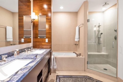 Снять в аренду кондоминиум в Майами-Бич, Флорида 2 спальни, 116.59м2, № 2056880 - фото 12