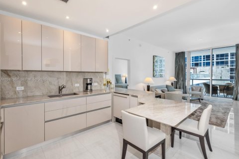 Снять в аренду кондоминиум в Майами-Бич, Флорида 2 спальни, 116.59м2, № 2056880 - фото 7