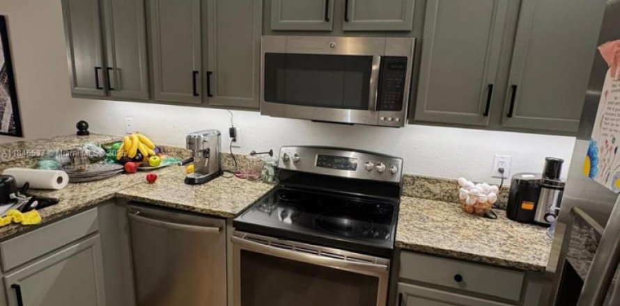 Condo à Doral, Floride, 2 chambres № 1842367