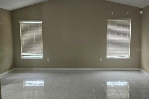 Villa ou maison à louer à Punta Gorda, Floride: 3 chambres, 217.21 m2 № 1909359 - photo 14