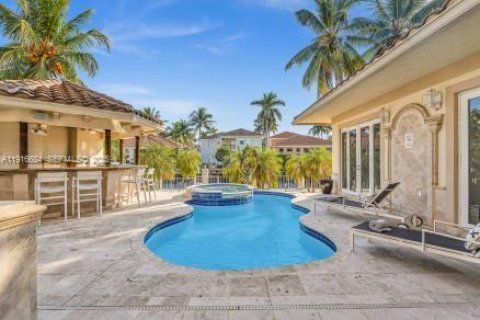 Villa ou maison à vendre à Hollywood, Floride: 5 chambres, 439.89 m2 № 1986276 - photo 13
