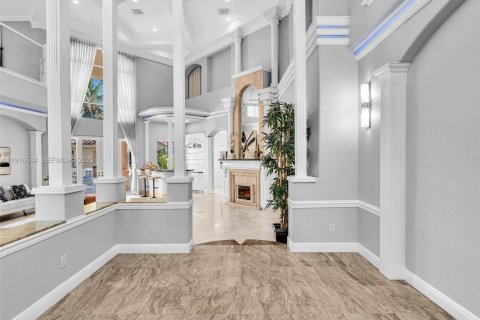 Villa ou maison à vendre à Hollywood, Floride: 5 chambres, 439.89 m2 № 1986276 - photo 26