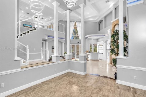 Villa ou maison à vendre à Hollywood, Floride: 5 chambres, 439.89 m2 № 1986276 - photo 24